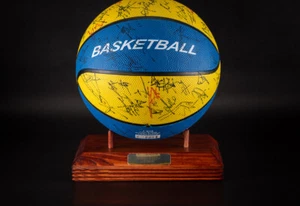 MULTIPURPOSE BASKETBALL MEMORABILLIA TROPHY DISPLAY STAND - Foto 1 di 12