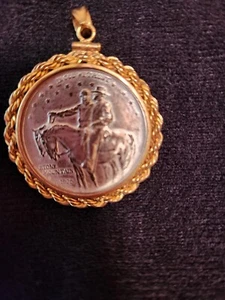 1925 STONE MOUNTAIN COIN-HALFDOLLAR IN 14kGold Filled ROPE BEZEL-COLLECTIBLE-UDC - Picture 1 of 4