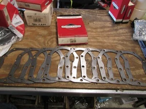 BRIGGS AND STRATTON 271866 LOT OF 8 HEAD GASKETS OEM - Picture 1 of 1