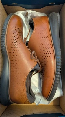 Ala Cole Haan 2 Zerogrand LSR, tamaño 8,5 M, gris Morel/piedra popular Foto 1 de 4