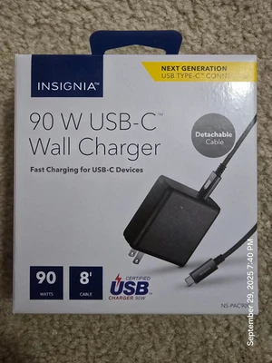 Insignia 90W USB-C Wall Charger USB Type C + 8’ Cable Cord Fast Charging NEW - Image 1 of 4