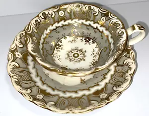 Taza de té y platillo vintage sin marca dorado blanco gris/verde rollos flores - Imagen 1 de 10