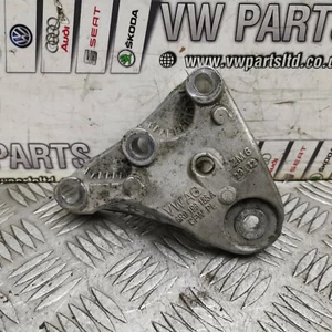 SEAT IBIZA FR DRIVERS SIDE ENGINE MOUNT 1.6TDI CAY 2008-2012 6R0199185A - Picture 1 of 4