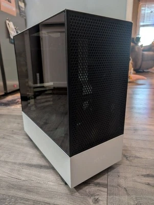 PC para juegos NZXT Mid-Tower - i5-11400F + 32 GB DDR4 RAM + 250 GB NVMe (sin GPU/PSU) Foto 1 de 4