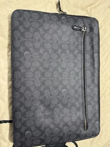 Coach Restored Laptop Case In Signature Canvas Charcoal - Afbeelding 1 van 6