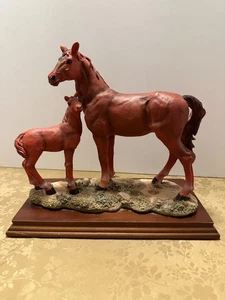 Sorrel Mare & Foal Sculpture/Figurine on Wood Base Western Themed Horse Decor - Picture 1 of 14