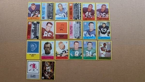 1967 Philadelphia Lot of '20' DIFFERENT FOOTBALL CARDS - Bild 1 von 4