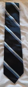 Corbata Ike Behar 100 % seda a medida en EE. UU. Tonos de rayas azules - Imagen 1 de 11
