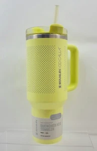 Stanley x Calia 40oz Flowstate Quencher H2.0 Tumbler Pale Green - Picture 1 of 5