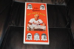 1987 ST. LOUIS CARDINALS BASEBALL MEDIA GUIDE OZZIE SMITH NR MINT - Picture 1 of 1