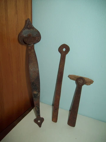 vintage thumb lever shed  door handle Cover