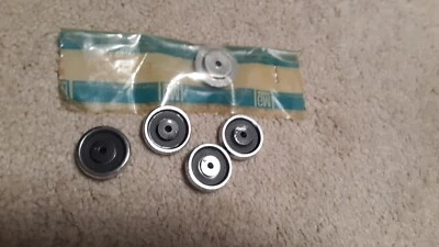 OEM CHEVROLET CHEVETTE RADIO PERILLA ESPACIADOR GM # 367581 Foto 1 de 2