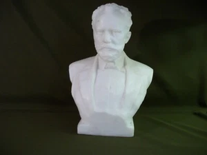 3И129 Bust of the composer Tchaikovsky, white plastic, USSR, height 22 cm - Picture 1 of 9
