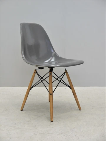 1960 VINTAGE ORIGINAL RARE EAMES EIFFEL DOWEL SIDE SHELL CHAIR HERMAN MILLER USA Cover