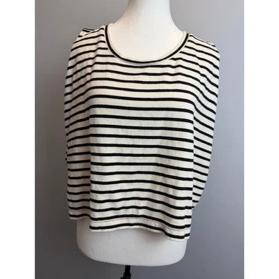 Camiseta sin mangas corta pequeña We The Free negra blanca a rayas cuadrada fluida Foto 1 de 4