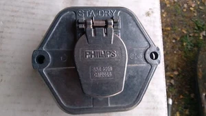 Enchufe de 7 vías Phillips Sta-Dry SAE-J560 12V 20A 15-762 NAVISTAR INTERNATIONAL - Imagen 1 de 3