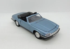 38854 POLISTIL / ITALY / #2268 JAGUAR XJ-S V12 CONVERTIBLE BLEU METAL 1/25 - Picture 1 of 4