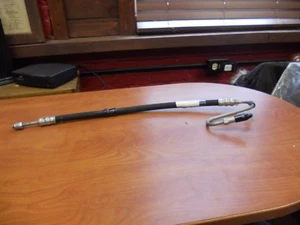 Manguera de presión Mopar genuina 52113241AH - Imagen 1 de 4