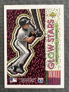 Benito Santiago Upper Deck Glow Stars Sticker 1993 #117... Seattle Mariners - Picture 1 of 6