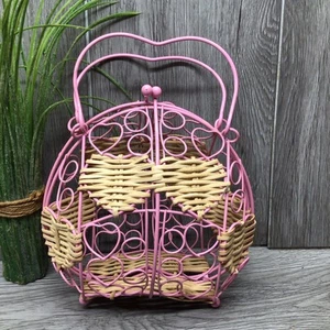 Pink Wire & Wicker Clamshell Basket w/Handle & Clasp Purse Gift Boudoir - Picture 1 of 13