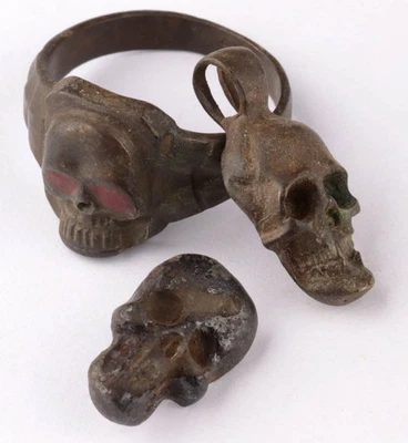 Cabeza de la Muerte Primera Guerra Mundial Anillo Calavera Segunda Guerra Mundial Colgante Segunda Guerra Mundial Gótico Brutal Primera Guerra Mundial Motociclista Juego de Regalo Foto 1 de 4