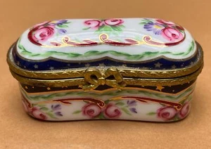 Vintage Limoges Trinket Box 7cm Hand-Painted Bucolic Roses Porcelain Gold - Picture 1 of 7