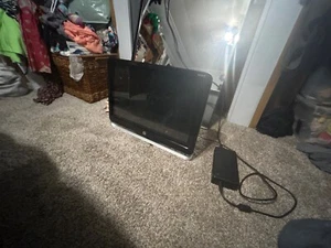 HP Pavilion 21-h014 TouchSmart All-in-One Windows 8. Untested - Picture 1 of 5