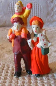 Figurine For Christmas Town, Family - Picture 1 of 3