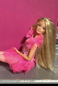 1995 Mattel Collectible Barbie Doll - Picture 1 of 7
