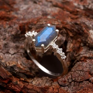 Blue Fire Labradorite Hexagon Shape Engagement Ring Solid Silver Vintage Jewelry - Picture 1 of 10
