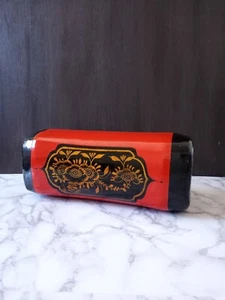 Vintage Chinese Lacquered Leather Opium Pillow, Red, Black and Gold. Very Rare! - Picture 1 of 11