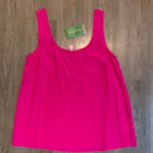 NWT Lilly Pulitzer Pink Dressy Tank Size Small - Picture 1 of 3