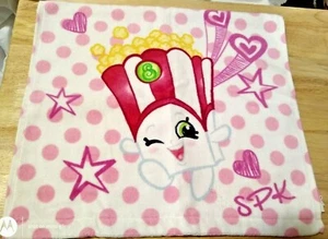 Shopkin white & pink hand towel - Picture 1 of 3