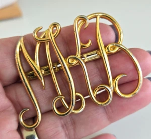 Pin vintage años 40 letras monograma MKB tono dorado 2-3/8" de largo - Imagen 1 de 5