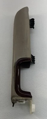 Оригинальный редкий желтовато-коричневый подлокотник со стороны водителя для Cadillac Escalade 03–06 годов выпуска - Изображение 1 из 4