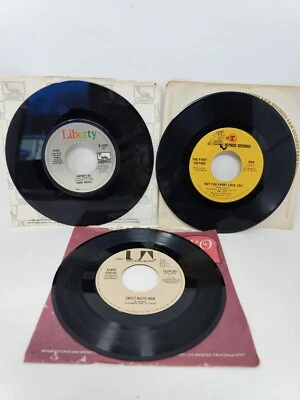 Kenny Rogers x3 SWEET MUSIC MAN, FARTHER I GO, YOU KNOW I LOVE YOU, 45s, all new - Image 1 of 4