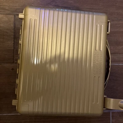 Maletín Suze Orman's Protección Portafolio Organizador Financiero Estuche Dorado Foto 1 de 4