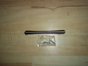 NEW TUBULAR CURVED SILVER METAL CHROME DRAWER/ CUPBOARD/ DOOR HANDLE TYPE 5 - Picture 1 of 2