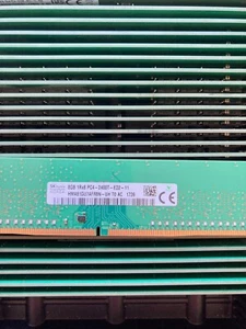HP 862689-091 869337-001 HMA81GU7AFR8N-UH 8GB 1RX8 DDR4-2400 PC4-19200 ECC UDIMM - Picture 1 of 3