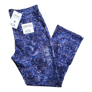 NWT NEW 10 Short Gloria Vanderbilt Amanda Graystone Roman Scrolls Jeans - Picture 1 of 4