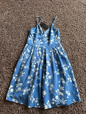 Vestido para mujer Soprano Nordstrom azul floral con correa de espagueti forrado talla XS Foto 1 de 4
