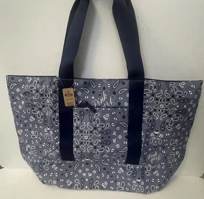 ¡NUEVO CON ETIQUETAS! Bolso de Mano PINK by Victoria Secret Azul Paisley Correas Azules Cierre Magnético Foto 1 de 4