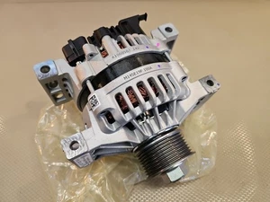 Genuine OEM Mercedes‑Benz alternator A 015 154 23 02 NEW - Picture 1 of 4