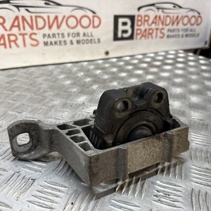 Volvo v40 Mk3 1.6L D4162T Manual engine mount 3m516f012bj - Picture 1 of 24
