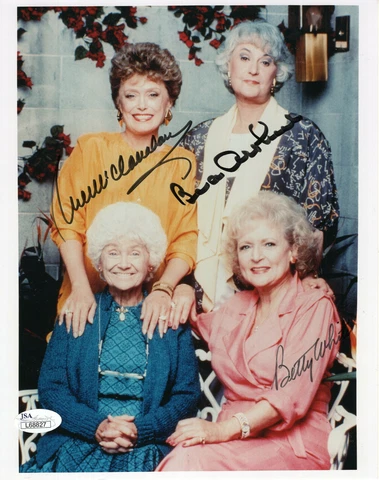 BETTY WHITE HAND SIGNED 8x10 COLOR PHOTO       GOLDEN GIRLS WITH BEA+RUE     JSA Cover