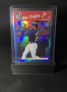 Panini Donruss Ken Griffey Jr. 1990 2023 variación de imagen retro holograma azul #260 - Imagen 1 de 2