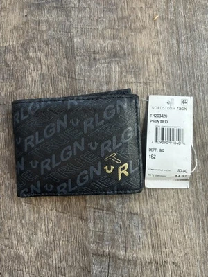 Billetera True Religion negra con logotipo de herradura de metal negro. Con RFID Foto 1 de 3