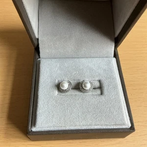 925 Silver Pearl / Clear Stone Stud Earrings - Picture 1 of 5