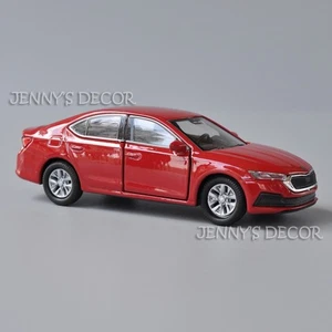 Welly 1:36 Scale Diecast Model Car Toy Skoda Octavia Pull Back Miniature Replica - Picture 1 of 8