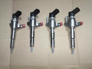 INIETTORI MARCA SIEMENS 9674973080 -- 9802448680 FORD -- PEUGEOT REVISIONATI - Foto 1 di 1
